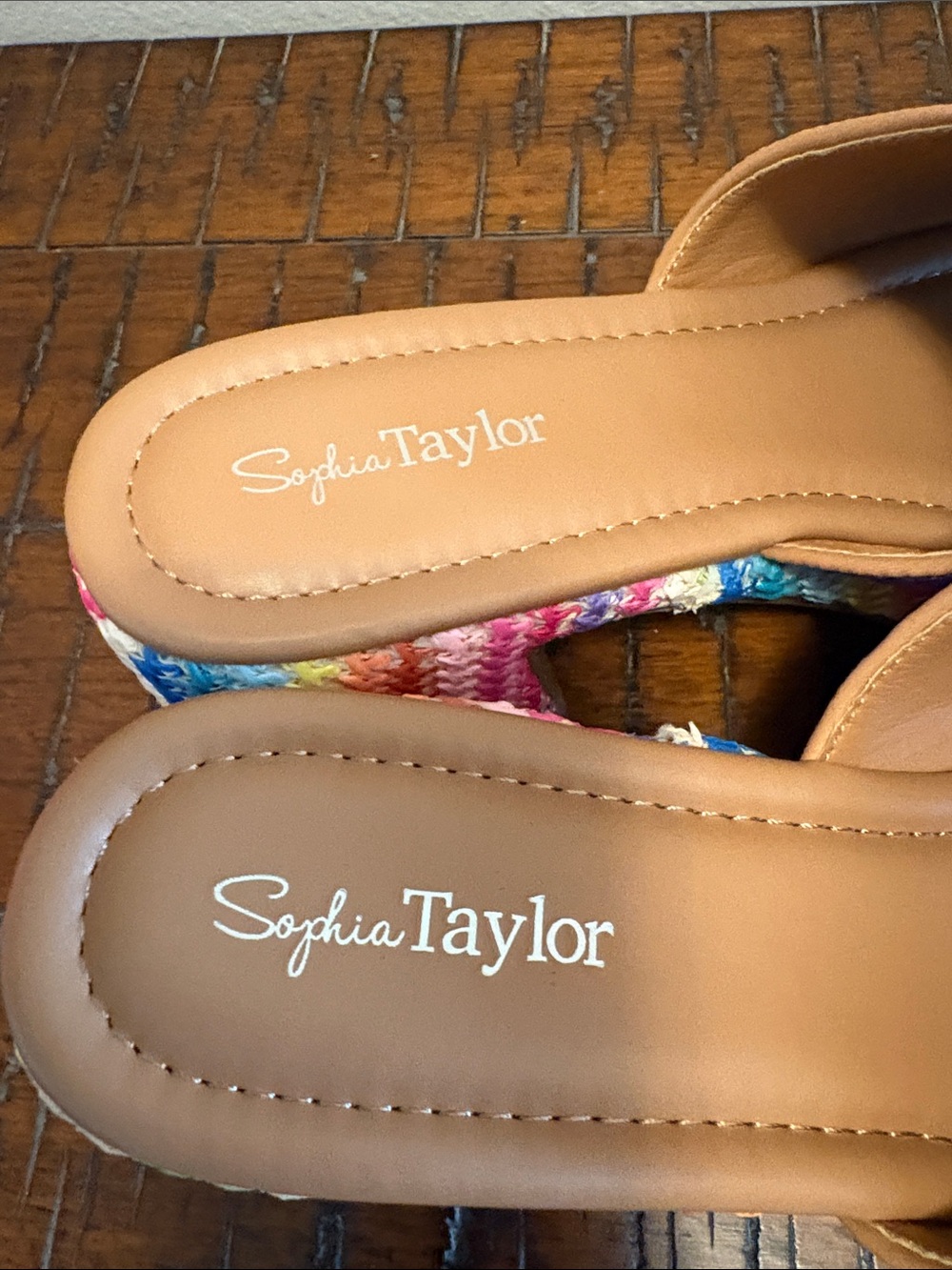 Sophia Taylor Rainbow Multicolor Stripe Slide Sandals - Size 10 - Picture 4 of 7